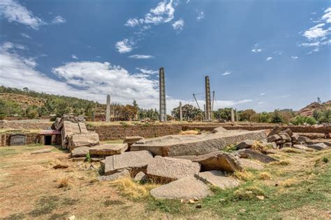  A Cabeça de Aksum: Explorando a Intrigas da Realidade e o Mistério da Alma em um Artefato Étiope Ancestral!